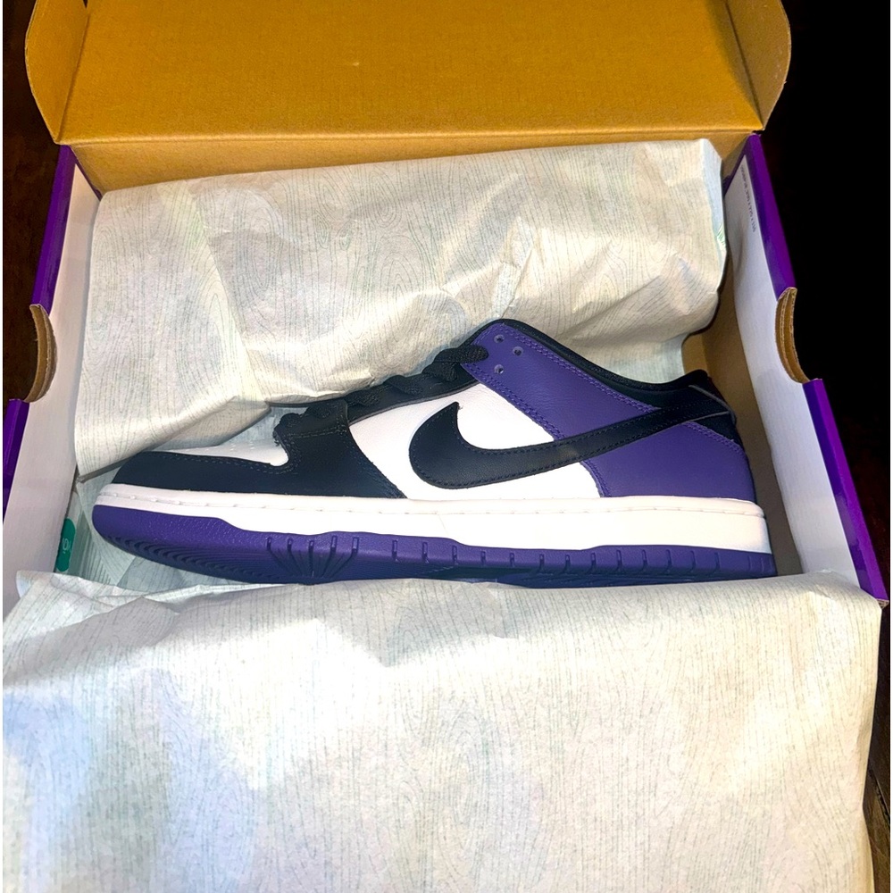 Nike SB SB Dunk Low Pro Court Purple ~ Siz 10.5 Dead Stock!